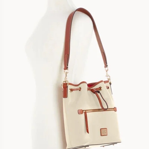 Dooney & Bourke drawstring bucket bag NEW - Picture 2 of 6